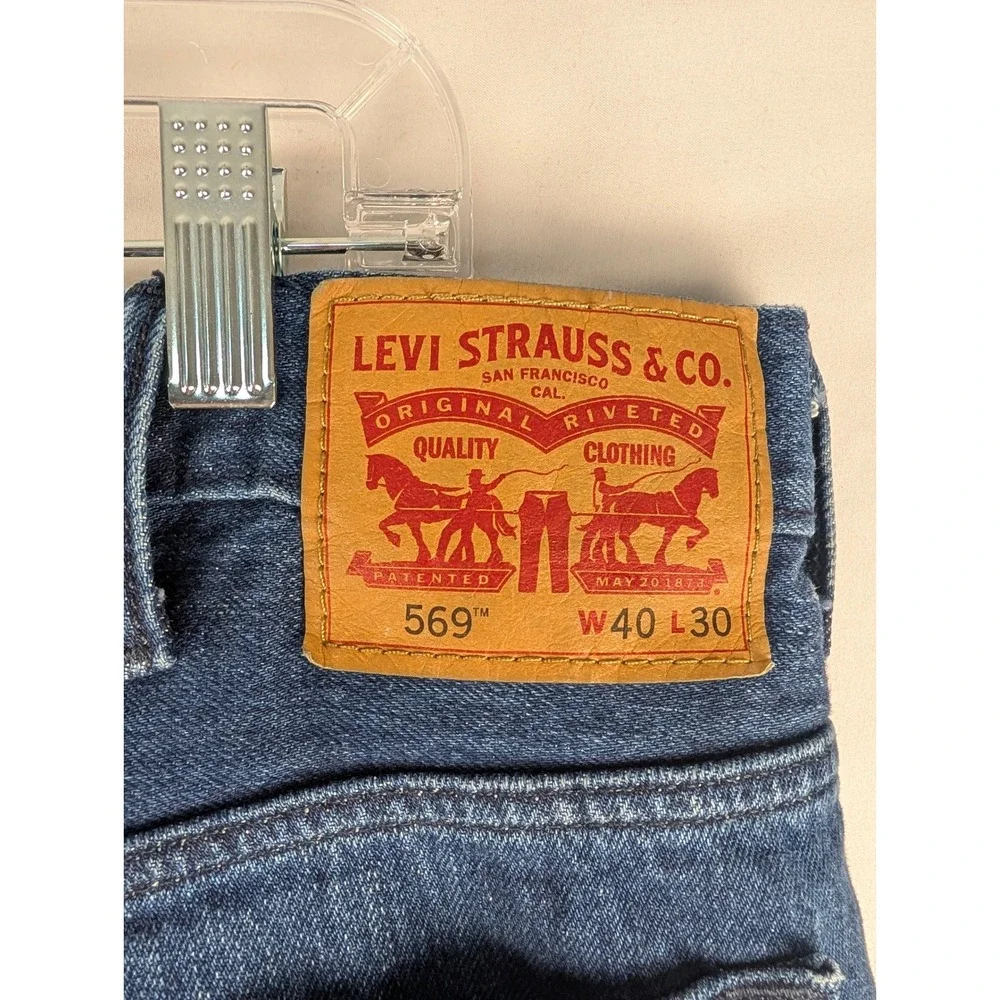Levis levi 569